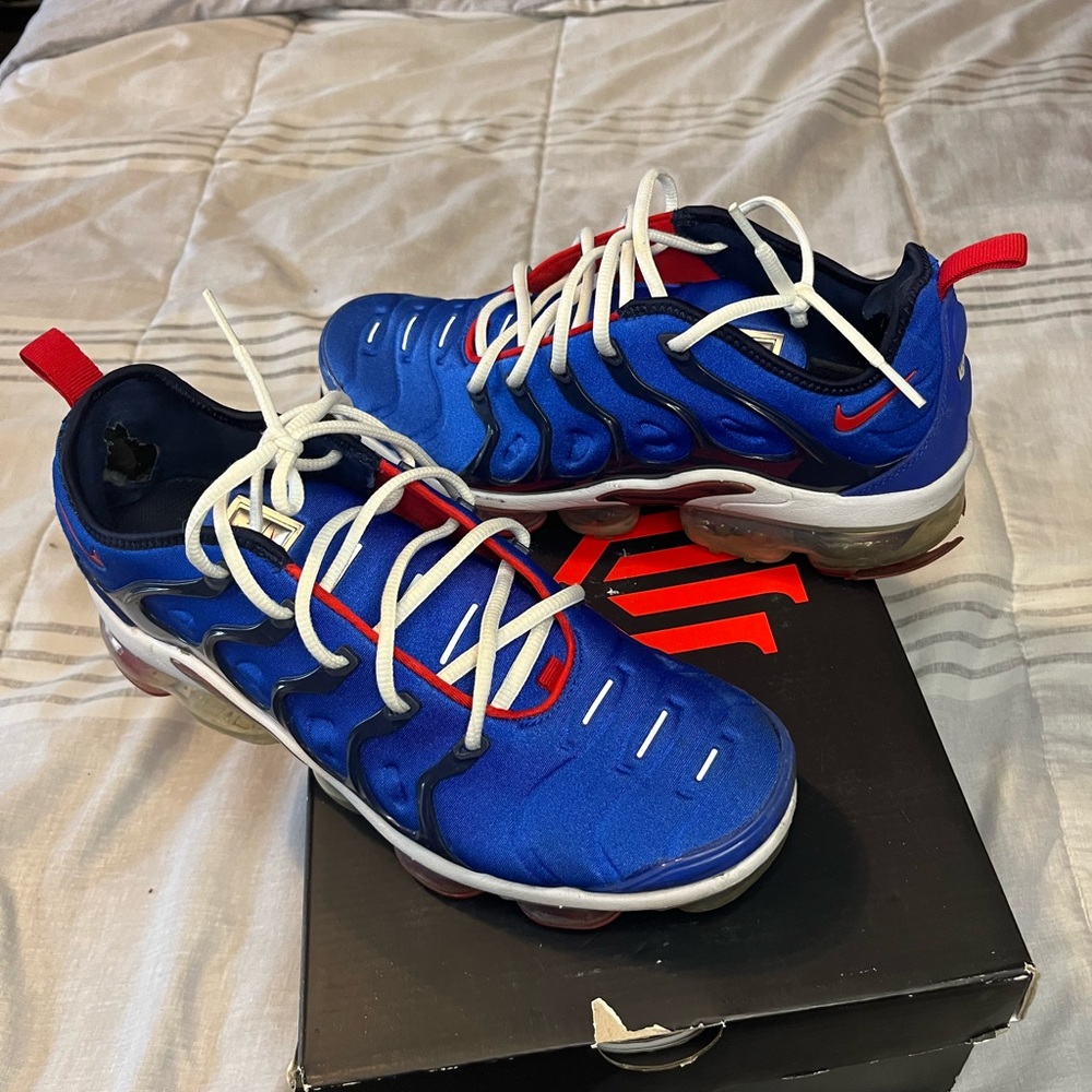 Blue nike VAPORMAX, SIZE:10.5